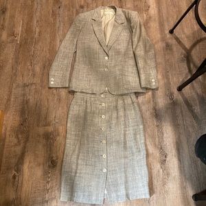 Authentic vintage gucci skirt suit